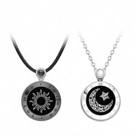 Sun&Moon Touch Necklaces (Black&Silver)
